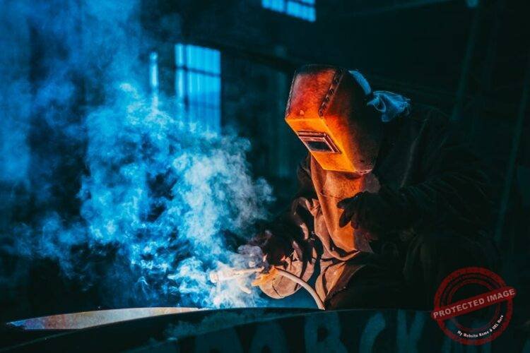 Stay Safe and Confident in a Manufacturing Job