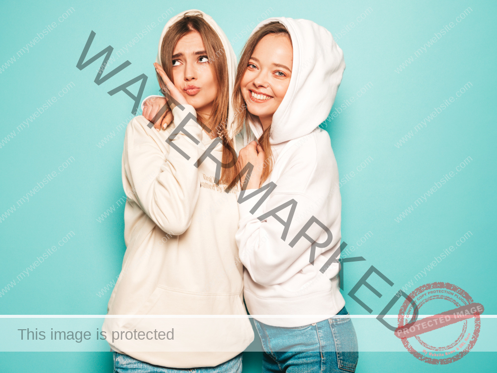 SP5DER Hoodie