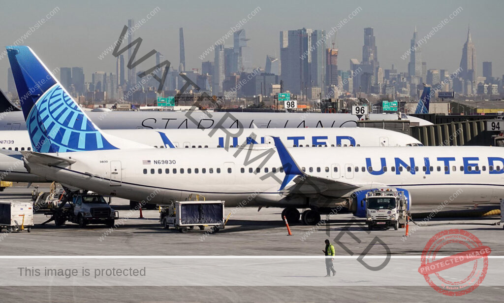 United Airlines Flight UA770 Emergency Diversion